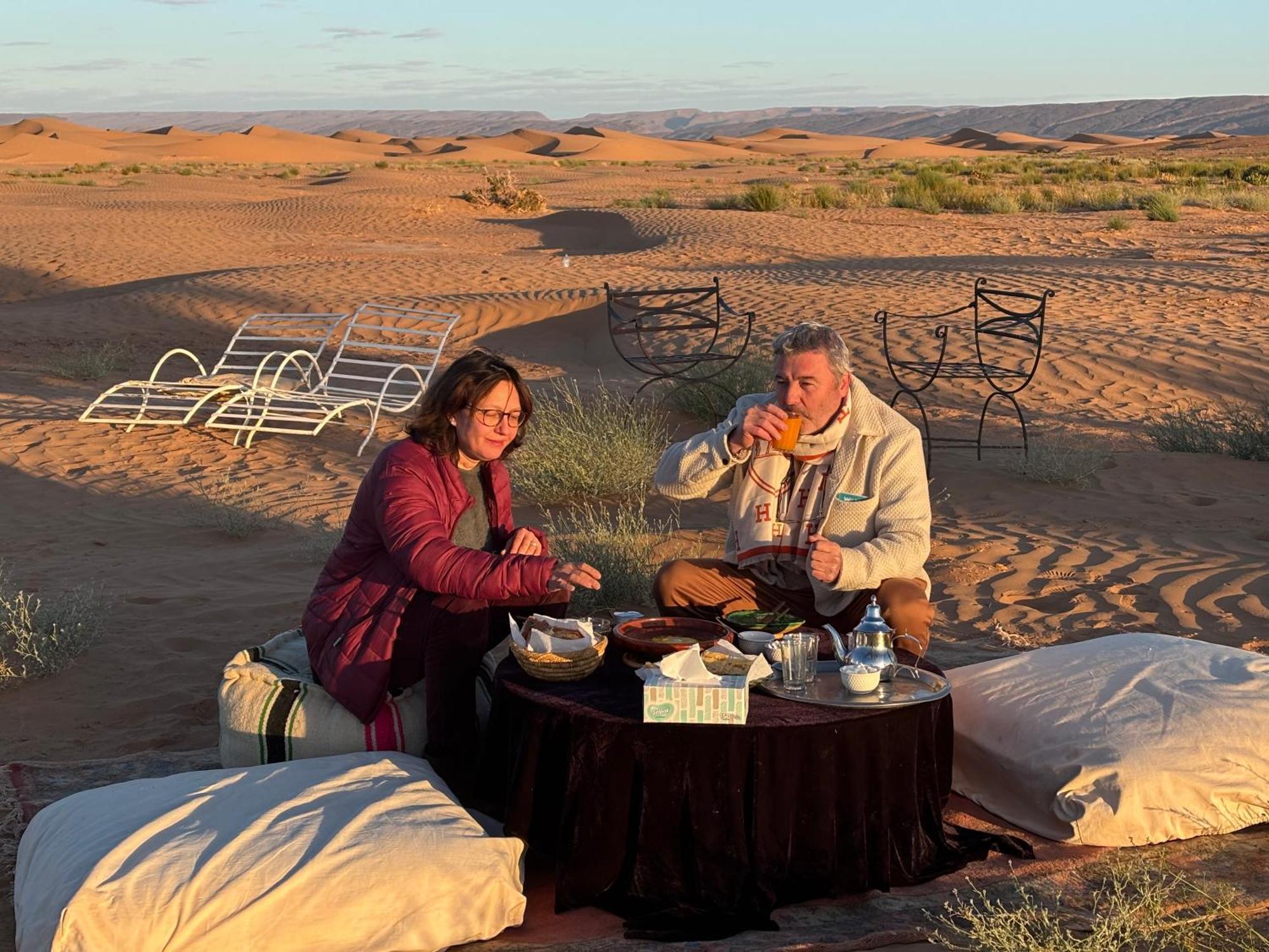 Bivouac La Dune Blanche M'Hamid Bagian luar foto